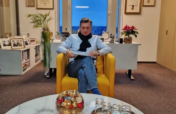 “Z radovednostjo zrem naprej, sreča je, kot pravijo, na strani 
pogumnih,” pravi bivši predsednik.
