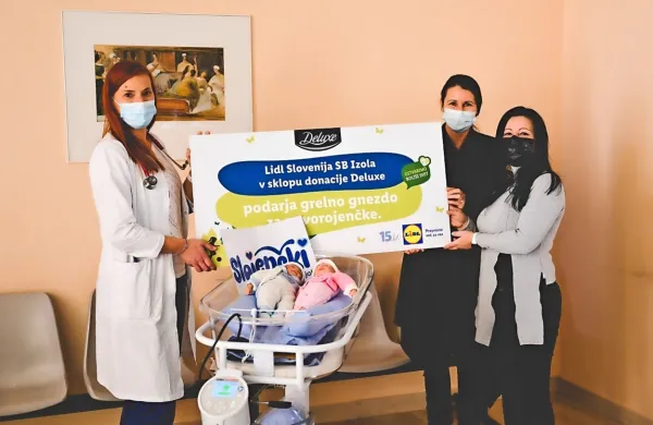 Predaja donaciji izolski porodnišnici