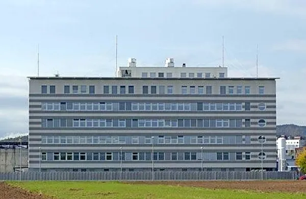 Sedež Sove