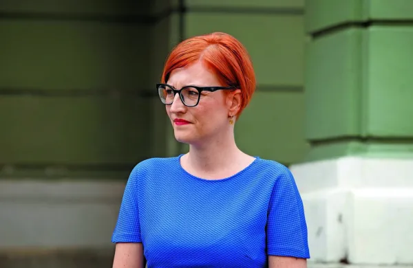 Ministrica za kulturo Asta Vrečko