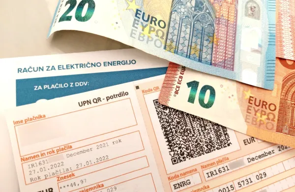 Gospodinjski odjemalci Gen-I so v prvih treh mesecih kampanje za 
varčevanje z energijo na letni ravni skupaj porabo električne 
energije zmanjšali za tri odstotke, zemeljskega plina pa za 22 
odstotkov. 
