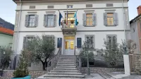 Glavna skrb občine bo letos urejanje vodooskrbe, župan Miha 
Stegel pa napoveduje tudi dodatno zaposlovanje v občinski upravi 
in režijskem obratu. 