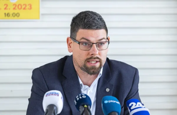 Vodja pogajalske skupine Jakob Počivavšek