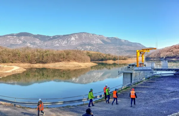 Zadrževalnik Vogršček se po končani sanaciji pregrade lepo polni, 
vode je več kot dovolj za celoletno namakanje. 