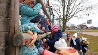 





Tudi pri subvenciji vrtca družine s še veljavno odločbo ne bodo 
razvrščene v nove dohodkovne razrede.
