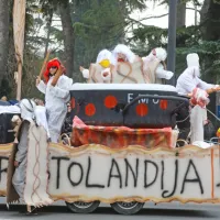 Koper so preplavile ma&scaron;kare (foto in video)