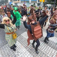 Koper so preplavile ma&scaron;kare (foto in video)