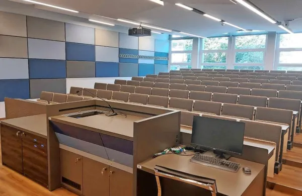 Predavalnica na Fakulteti za pomorstvo in promet
