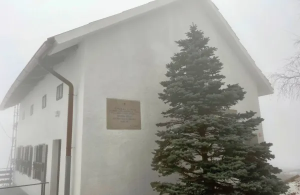 Združenje borcev za vrednote NOB Ajdovščina-Vipava bo v sodelovanju s krajevno organizacijo  združenja borcev za vrednote 
NOB  Predmeja jutri ob 15. uri v domu KS na Predmeji  pripravilo 
spominsko slovesnost in se poklonilo spominu na žrtve.