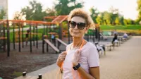 Čeprav pacienti pogosto težko najdejo čas za telesno aktivnost, 
zlati med zdravljenjem, šteje prav vsako gibanje.
