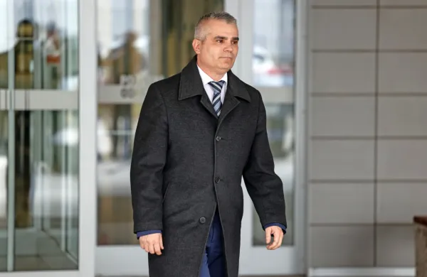Senad  Jušić  je  napovedal,  da bodo njegova  vrata   za  sindikata  in  stanovske  organizacije  vedno  odprta. 