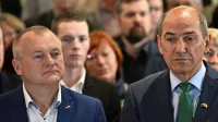 Franc Kangler (levo) odslej deluje v isti stranki kot Janez Janša.