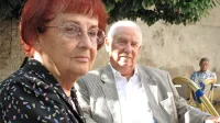 Dolgoletna sodelavca in prijatelja: Zdenka Lovec (1924-2023) in 
Tomaž Bizajl (1934-2020), 24. septembra 2009 na vrtu koprskega 
Circola. 

 