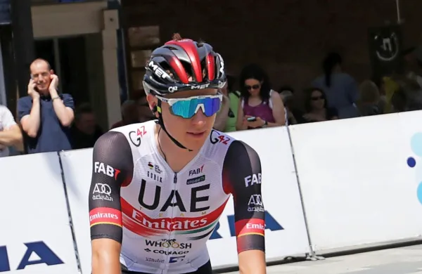 Slovenski kolesarski zvezdnik Tadej Pogačar (UAE Team Emirates) 
se ni vmešal v končni razplet današnje etape.