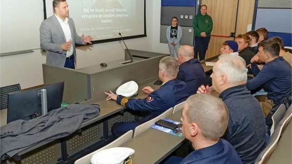 Na Fakulteti za pomorstvo in promet so uspešno izpeljali tudi 
informativni dan.
