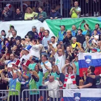 Slovenski rokometa&scaron;i v Bonifiki ugnali Črnogorce (foto)