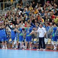 Slovenski rokometa&scaron;i v Bonifiki ugnali Črnogorce (foto)