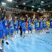 Slovenski rokometa&scaron;i v Bonifiki ugnali Črnogorce (foto)
