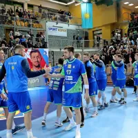Slovenski rokometa&scaron;i v Bonifiki ugnali Črnogorce (foto)