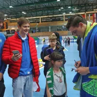 Slovenski rokometa&scaron;i v Bonifiki ugnali Črnogorce (foto)