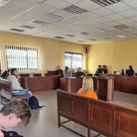 Sodi&scaron;če odprlo vrata osmo&scaron;olcem