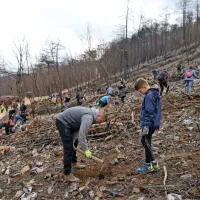 (FOTO, VIDEO) Golob: &ldquo;Pomembno je, da zdaj na Kras ne pozabimo&rdquo;