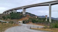 Približno na tej lokaciji namerava koprska občina urediti vstopno 
točko za raziskovanje Kraškega roba in zelenega podeželja.
