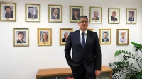 Boštjan Poklukar je prepričan, da policijo lahko vodi tudi nekdo, ki 
ni bil nikoli policist. 