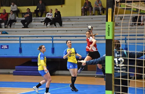 Mlinotestova reprezentantka Ana Abina je v nedeljo proti ekipi 
Z'dežele dosegla pet golov. 