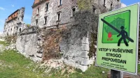 Občina želi ostanke zaščiti pred dokončnim propadom in zagotoviti varnost obiskovalcev.
