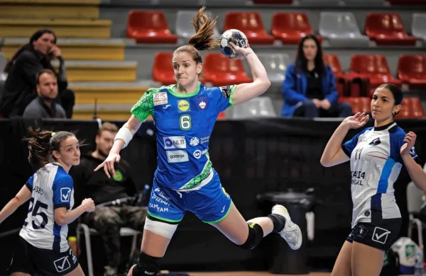 Slovenska ženska rokometna reprezentanca se je osmič uvrstila 
na svetovno prvenstvo