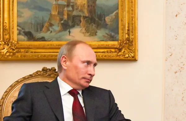 Ruski predsednik Vladimir Putin je februarja oznanil, da naj bi 
Rusija še letos testirala nov tip medcelinske rakete sarmat.