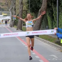 Hitra Angležinja in neutrudljivi Slovenec osvojila istrsko lovoriko
