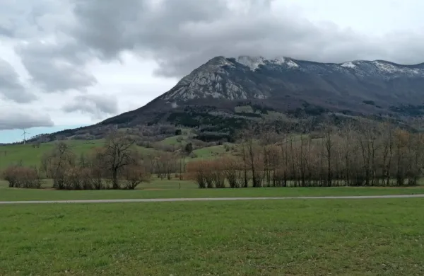 Tretja vetrnica pod Nanosom bo morda stala na območju med Tremi hišami in Malim Ubeljskim.