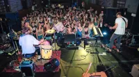 Vrhunec bo nedeljski veliki koncert, na katerem bodo nastopili 
tudi MRFY. 