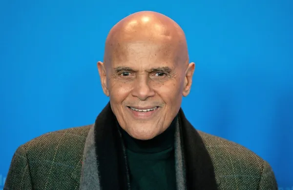 Umrl je Harry Belafonte.