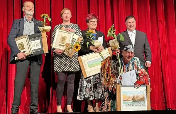 Priznanja in nagrade za zaslužne