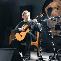 Elvis Šahbaz v svojem naravnem položaju