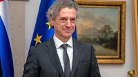 Premier Robert Golob je v svoji poslanici ob 1. maju med drugim 
izpostavil, da je primarna naloga vlade vlaganje v delovna mesta 
prihodnosti.