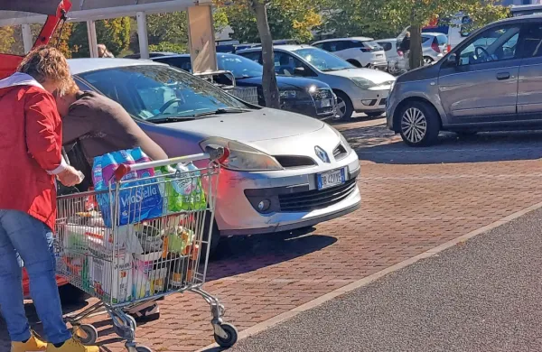 Območje z evrom je aprila na letni ravni zabeležilo sedemodstotno 
inflacijo, potem ko so se cene življenjskih potrebščin marca zvišale 
za 6,9 odstotka.