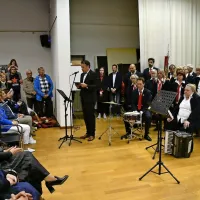 Trža&scaron;ki zbor Pinko Tomažič s priznanjem za povezovalno vlogo med Slovenci v Italiji
