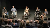 V  Kulturnem domu so na  okrogli mizi, naslovljeni Obmejno 
zgodovinopisje danes - Razumevanje in izzivi Evropske prestolnice 
kulture 2025 razpravljali (z desne) Kaja Širok, Federico Tenca, 
Marta Verginella, Marko Klavora in Alessandro Cattunar.