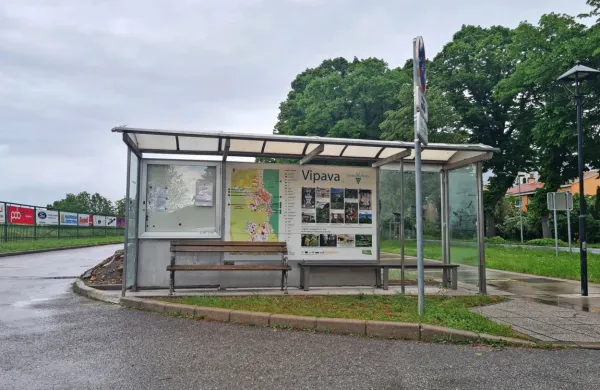 Avtobus zdaj ustavlja pri gimnaziji