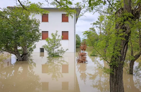Poplave so prizadele tudi Bologno. 