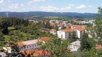 V KS Ilirska Bistrica razmišljajo, da bi predlagali postavitev 
dodatnih obvestilnih tabel za označevanje mestnih znamenitosti.