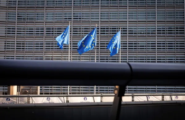 Bruselj: Pri odločanju o reformah v Sloveniji ne sme biti odla&scaron;anja
