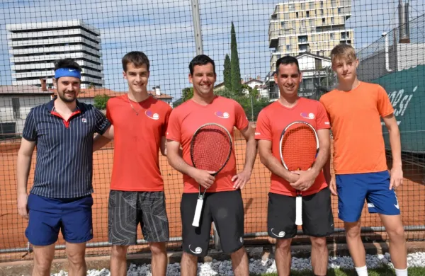 V postavi TK Gorica so bili v 2. krogu  (z leve) Jan Romih,  Tim Strel, Bor Zorzut, Luka Špacapan in Nicola 
Gianesi.
