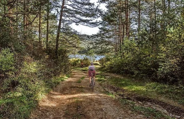 Zaživela nova kolesarska Risova pot, ki povezuje Slovenijo in Hrva&scaron;ko