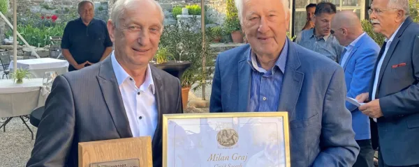 Milanu Graju s Socerba priznanje vinskega konventa sv. Urbana