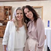 Voditeljski tandem: Bernarda Žarn in Lorella Flego
